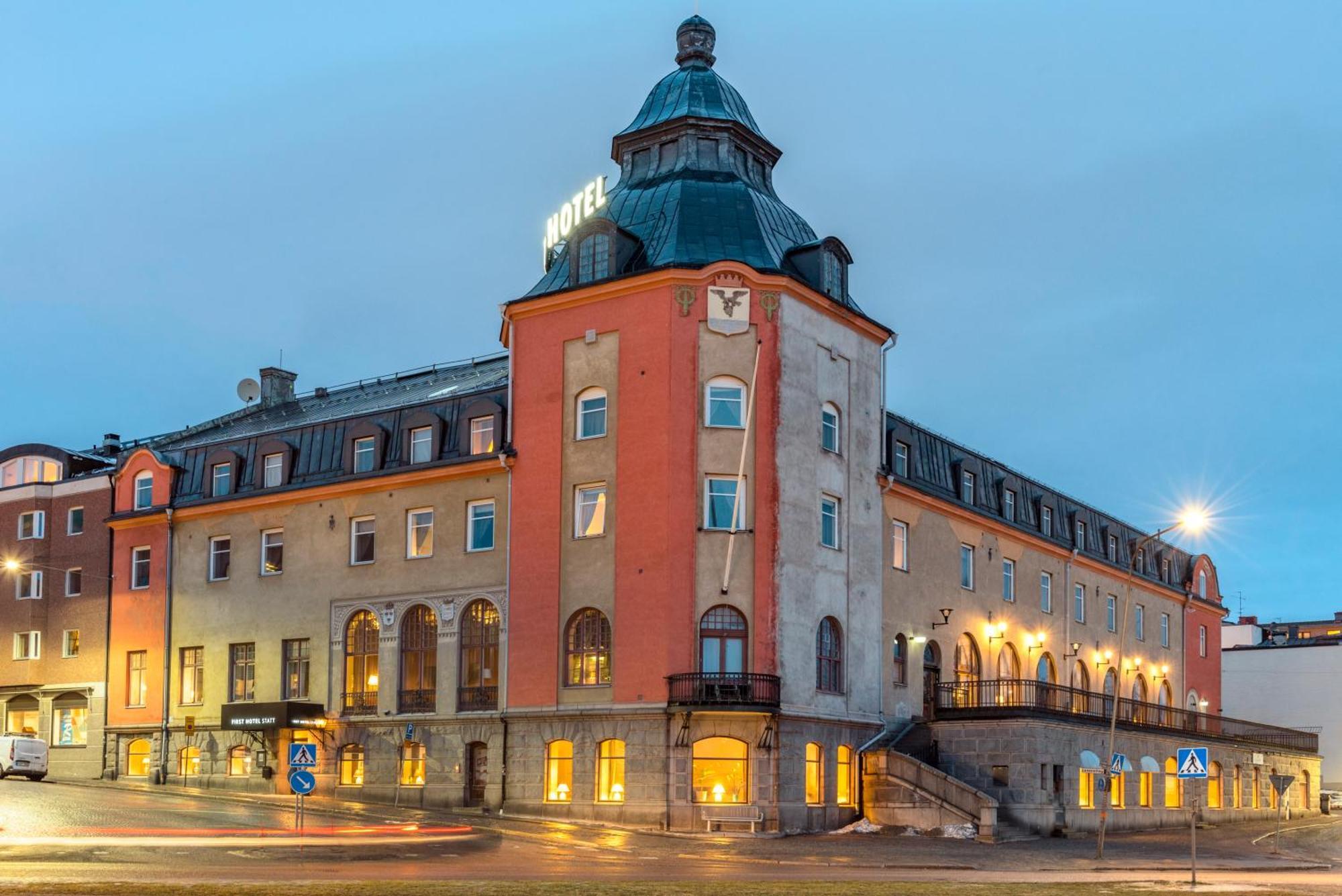 First Hotel Statt Oernskoeldsvik Eksteriør billede