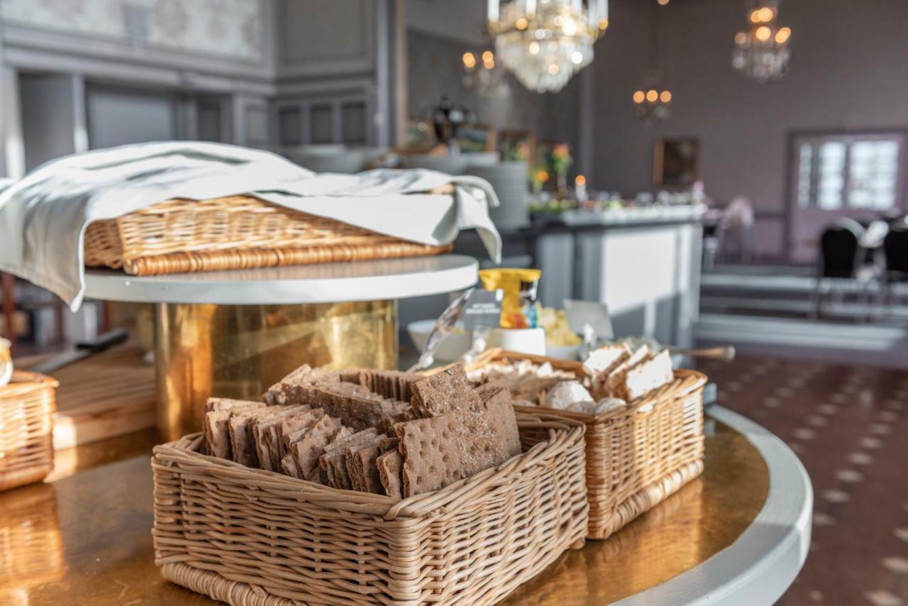 First Hotel Statt Oernskoeldsvik Eksteriør billede